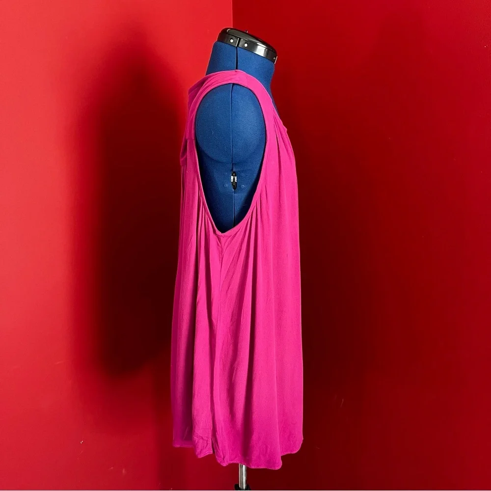 Torrid Crepe Tank Top - Picture 4 of 10